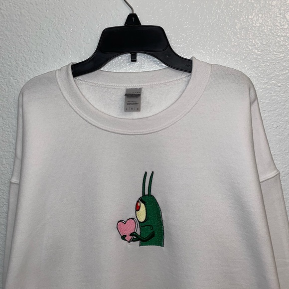 Plankton Heart Valentine White Sweatshirt - Picture 7 of 7